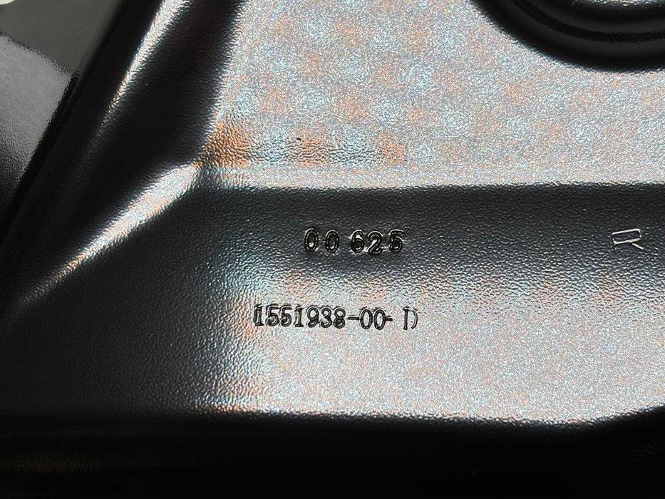 Панель заднего крыла Tesla Model Y LH+RH