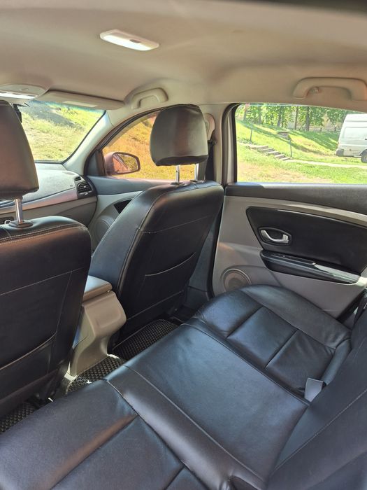 Renault Samsung sm3 (FLUENCE)