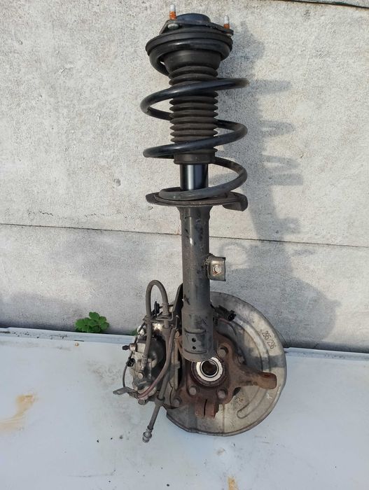 Mcpherson amortyzator zwrotnica prawa Outlander III lift PHEV 4060A666