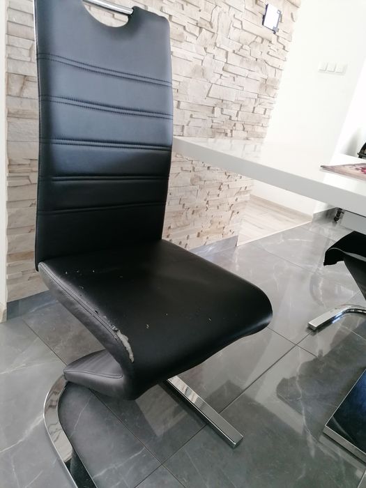 Krzesła do renowacji