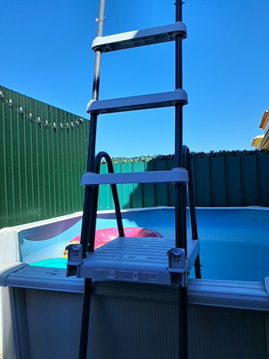 Escada para piscina