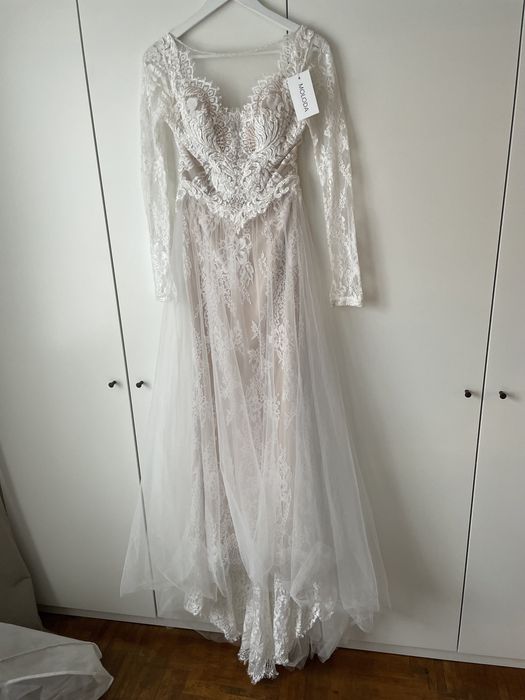 Весільна сукня рибка пишне силуетне