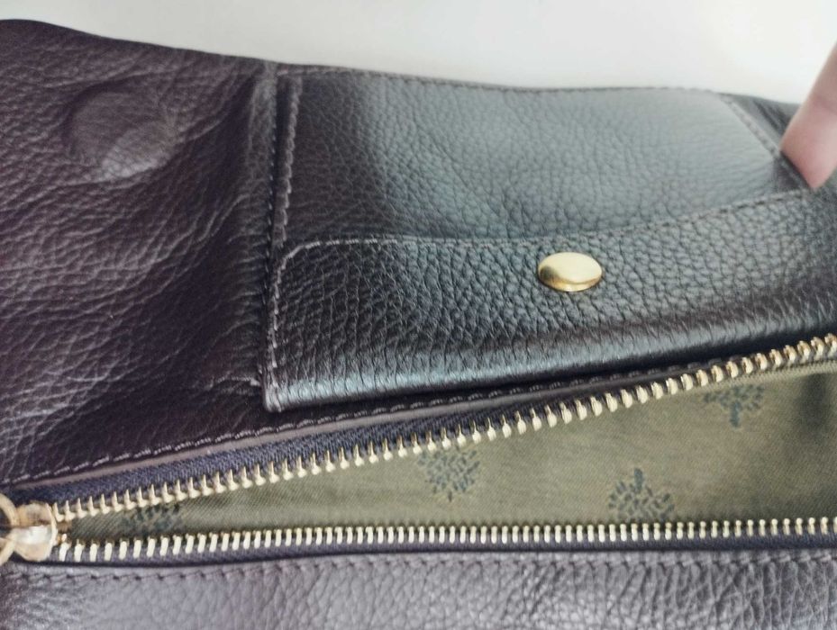 Кожанная сумка клатч коричневая золотая фурнттура
Mulberry