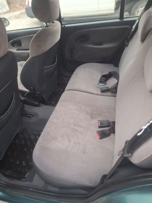 Citroen saxo exclusive 1.0
