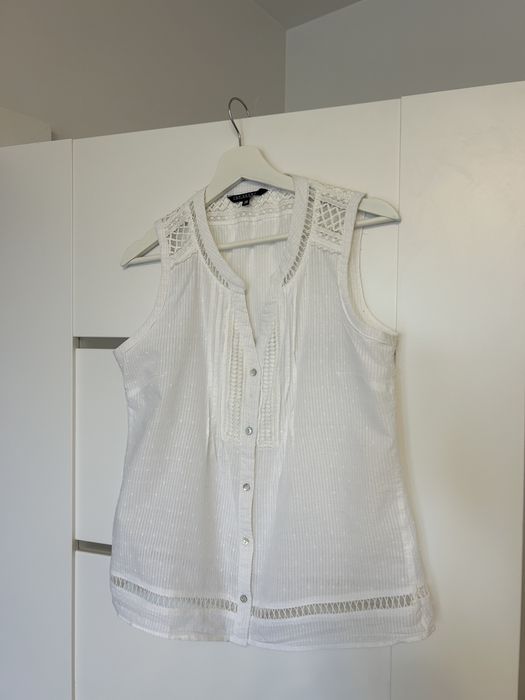 Biała bluzka bez rękawów Top Secret