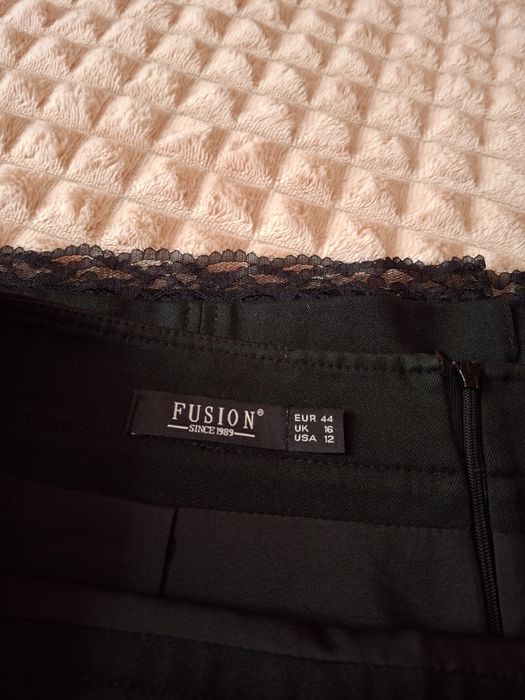 Спідниця жіноча Fusion