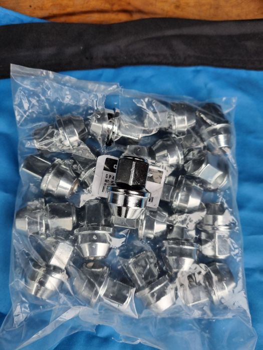 Гайка на Tesla (Теслу)Model 3,Model S,Model X