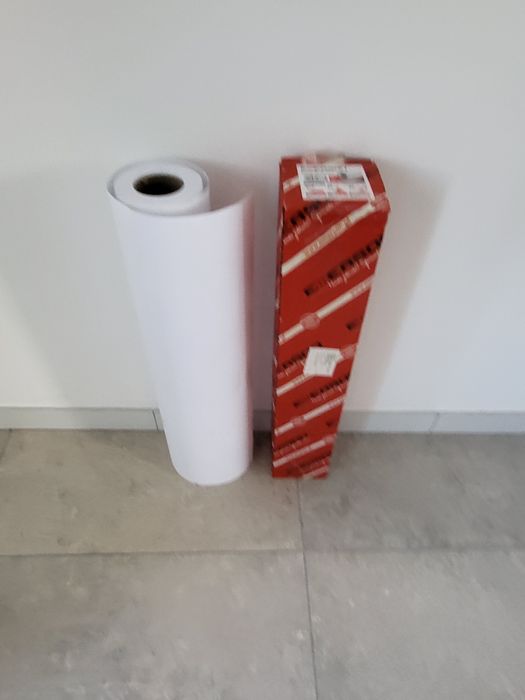 2  sztuki papieru do plotera szerokość 61cm długość50m gramatura90g/m²