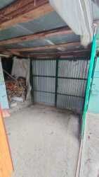 Участок земли с ветхим строением возле самого пляжа в Одессе.