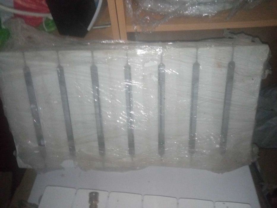 Радиатор отопления на 8 секций