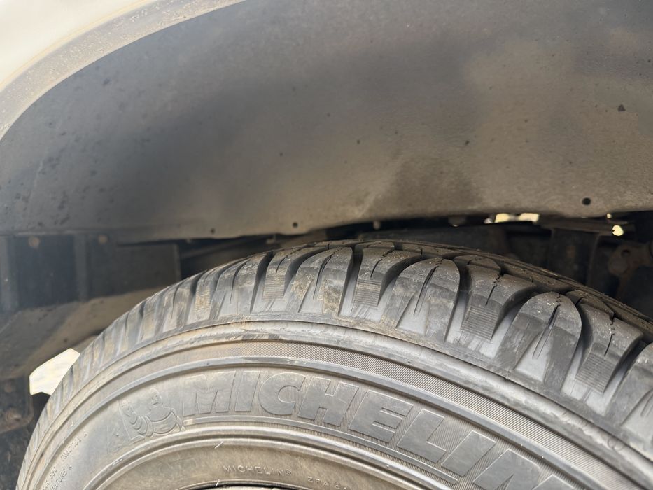 Land Rover Discovery 143000 kms 200tdi certificado