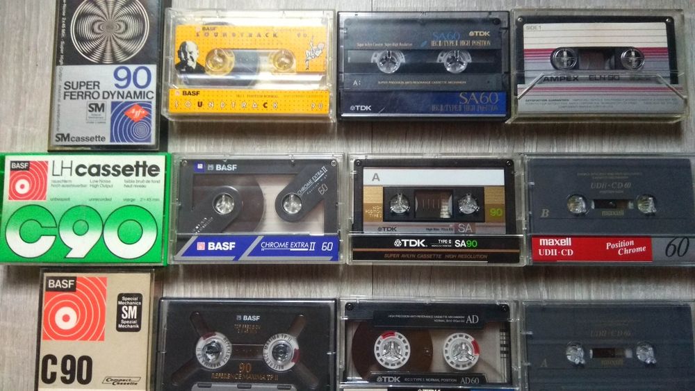 Аудіокасета AGFA BASF TDK AMPEX Universum Sony maxell Nor/chrome/metal