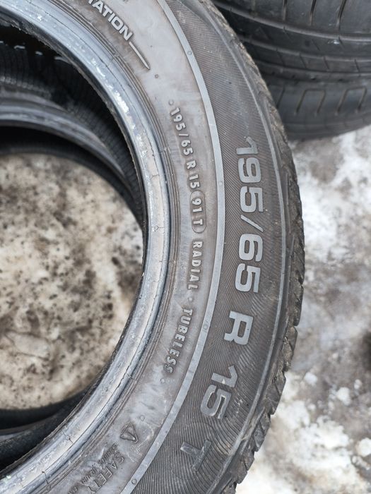 195/65R15 Uniroyal