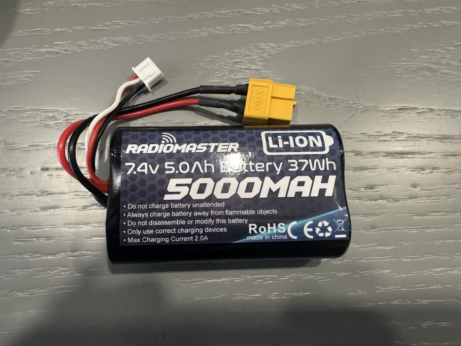 RadioMaster TX16S + antena crossfire