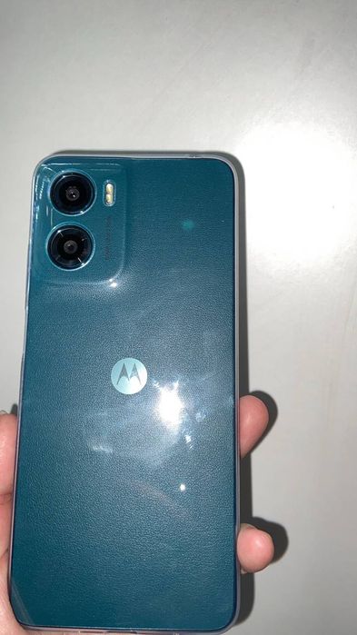 Продам телефон моторола g05