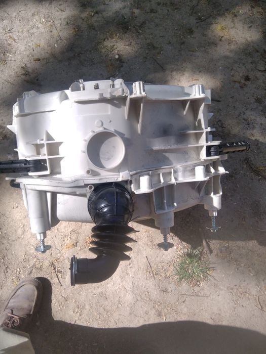 Бак на стиральную машину. 1800 грн.