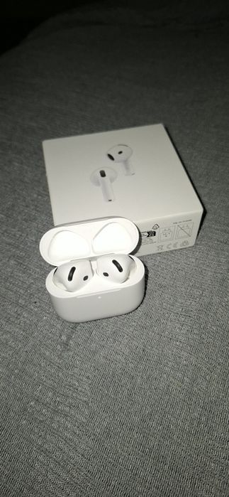 AirPods 4 com Cancelamento de Ruído – Excelente Estado
