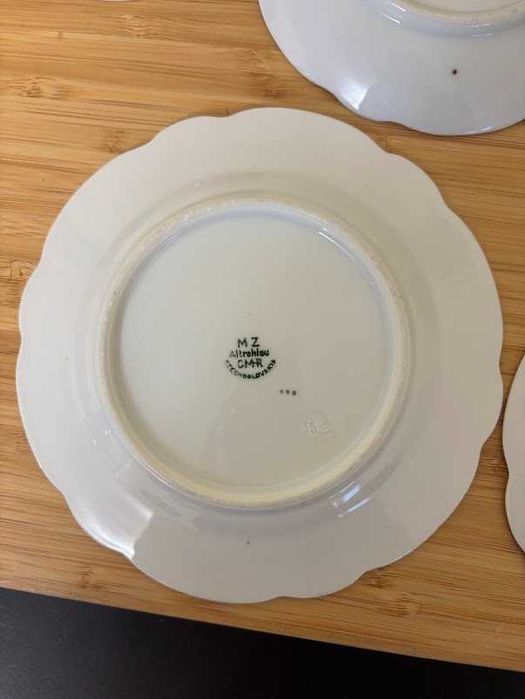 Serwis porcelanowy MZ Altrohlau Czechoslovakia – róże i złocenia