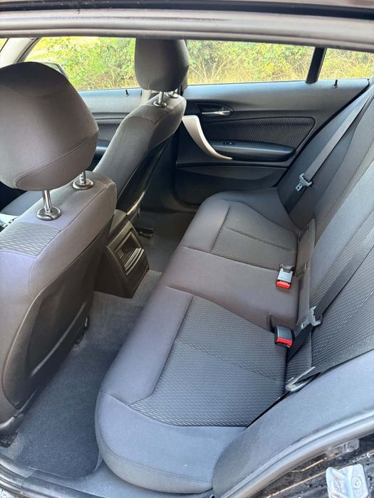 BMW seria 1 manual 114i  4 drzwi