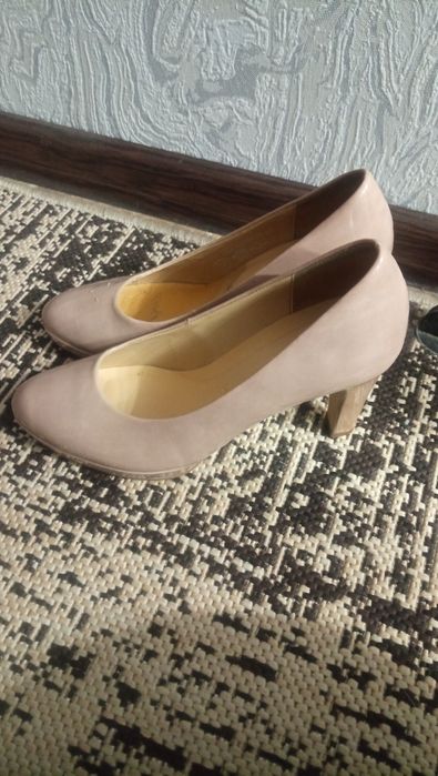 Туфли Gabor на каблуке