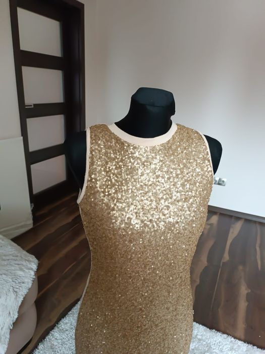 Złota sukienka cekinowa S/M