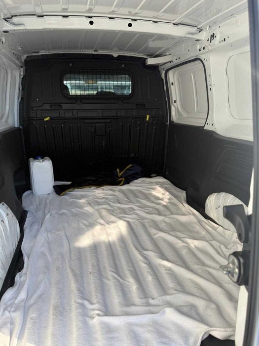 Citroën BERLINGO VAN 1.5 BlueHDi XL Club  (Versão Longa) -3 Lugares