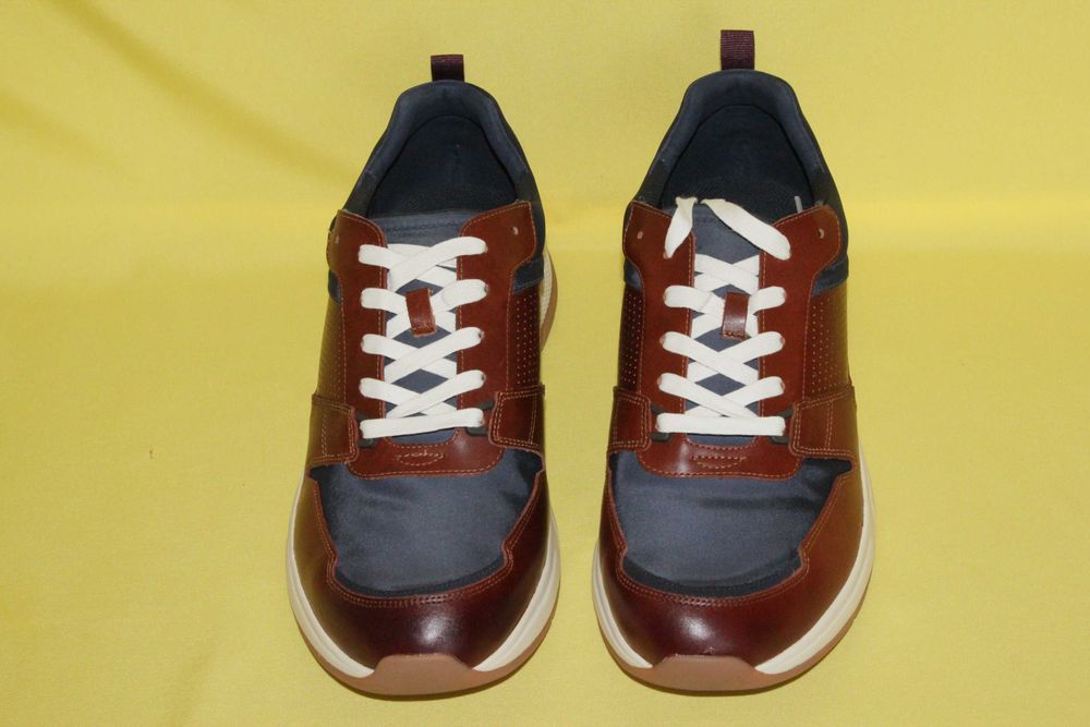 Лофери чоловічіVince Camuto, розмір 47