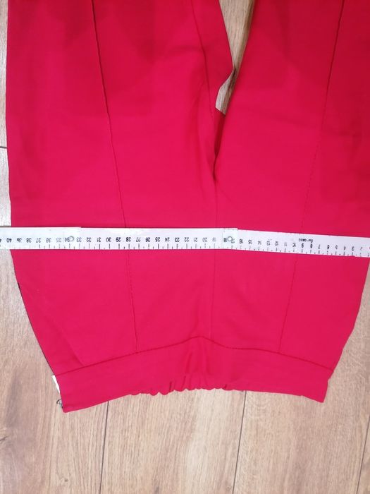 Жіночі червоні брюки, М