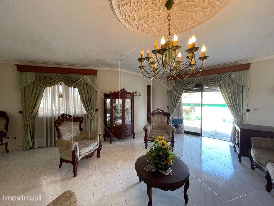 Moradia T7 de Excelência - Fermentelos