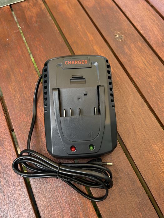 2 x bateria + ładowarka do elektronarzedzi