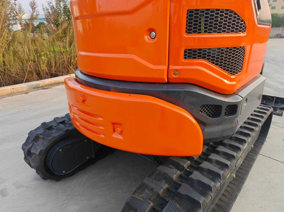 Mini Giratória LANDWARD XT30 3000KG Motor Yanmar