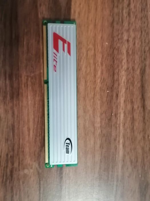 Оперативная память для компьютера DDR3 2Gb