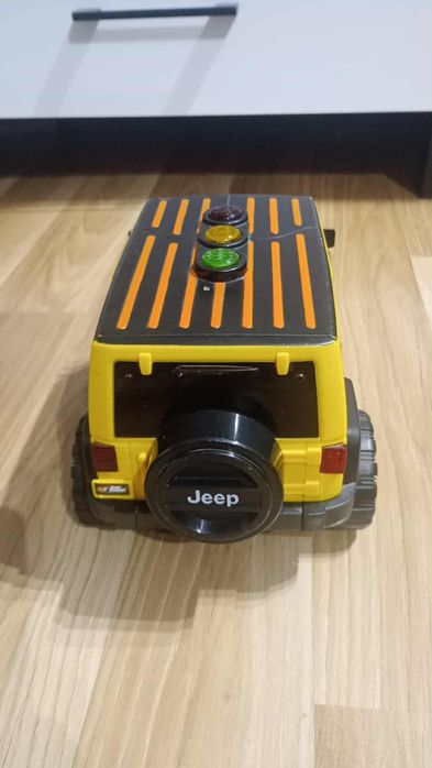 Policja holowniki jeep