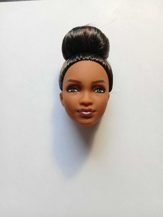Ляльки Barbie,  monster high, Rainbow High та інше