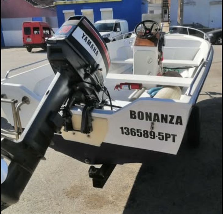 Barco 4,50mt Yamaha 30hp + Atrelado
