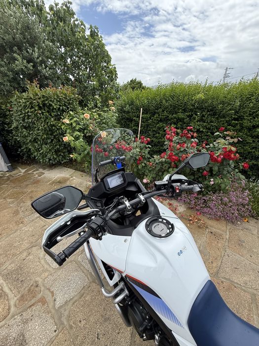 Honda Transalp XL750 (carta A2)