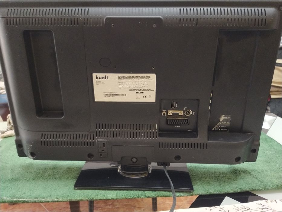 Televisão monitor kunft 24" PEÇAS casa quarto apartamento vivenda.