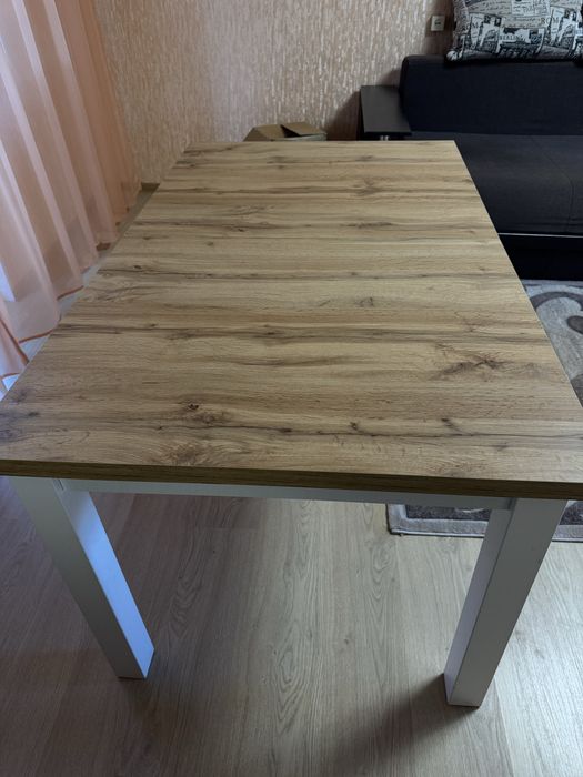 Стіл обідній MARKSKEL