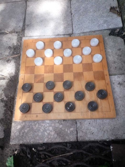 Продам шашки  та  шахмати радянські.