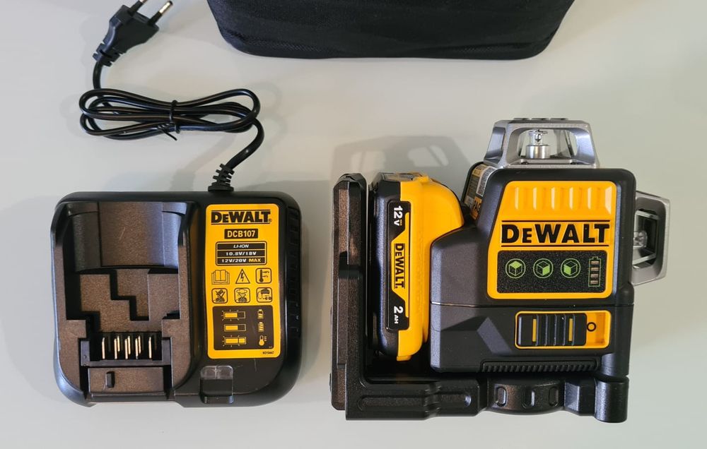 Nivel a Laser Dewalt completo