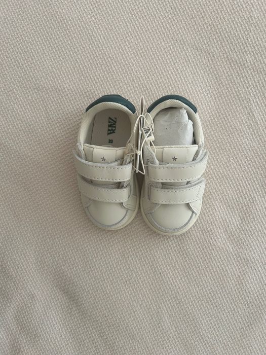 Sapatilhas Barefoot Zara tamanho 20
