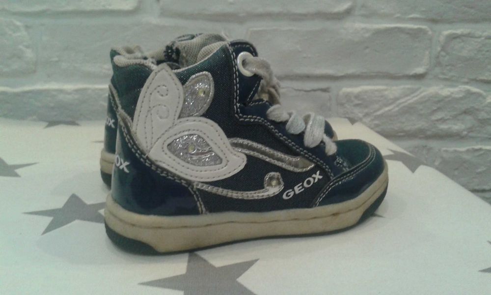 Geox buty świecące diody rozmiar 24