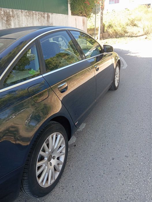 Vendo Audi A6 240KM