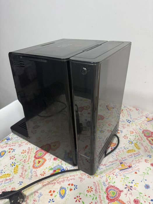 Máquina de café automática Krups modelo Quattro Force