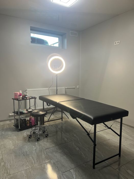 Кушетка, стілець, етажерка. 5000грн