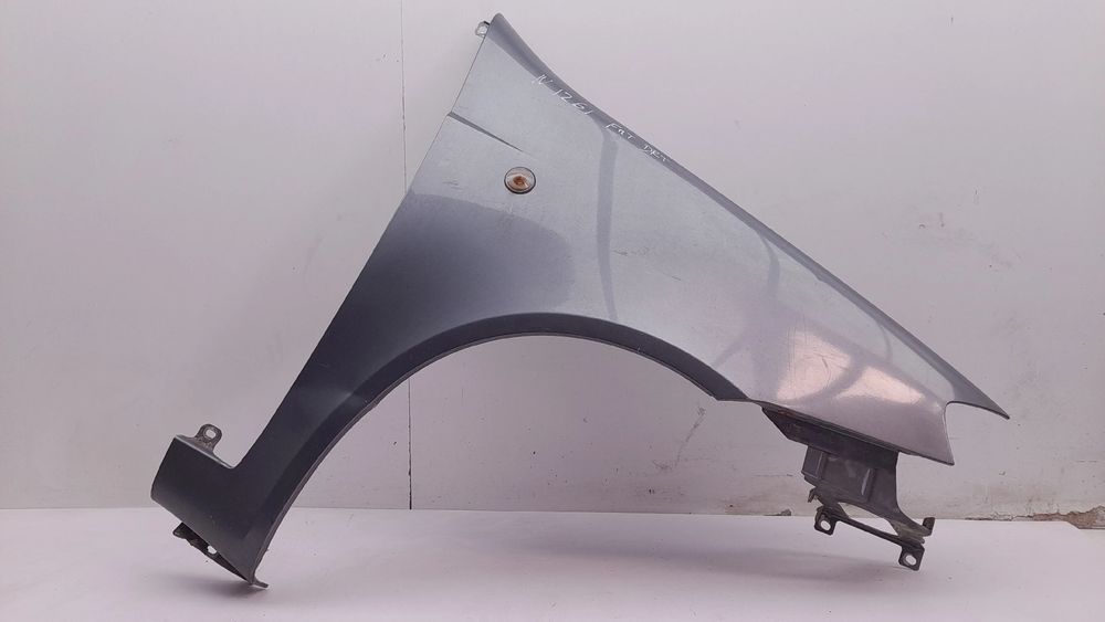 Guarda-lamas direito FIAT Punto (188_)