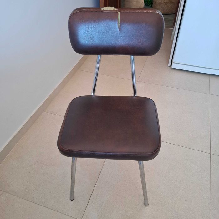 Set of 4 Chairs