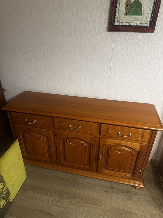 Меблевий гарнітур