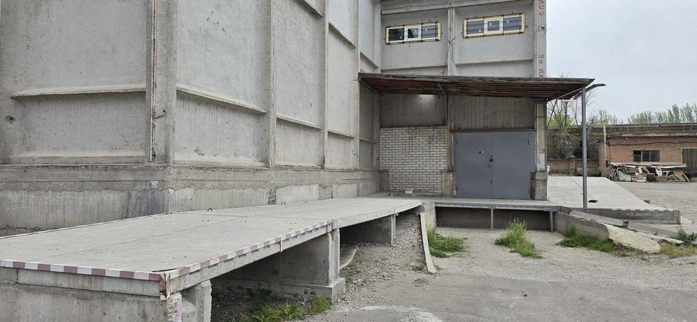 Сдам в аренду складские помещения от 100-4000 кв.м в новом здании