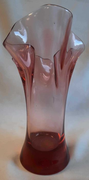 Czerwony Wazon Falbana Szkło Vintage PRL